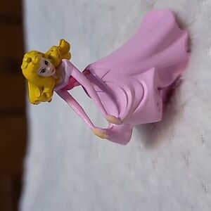 DISNEY Princess Aurora from Sleeping Beauty, micro Miniature Figure